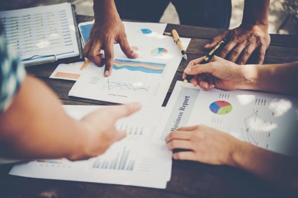 Investir em marketing digital Como fazer marketing na internet gastando pouco