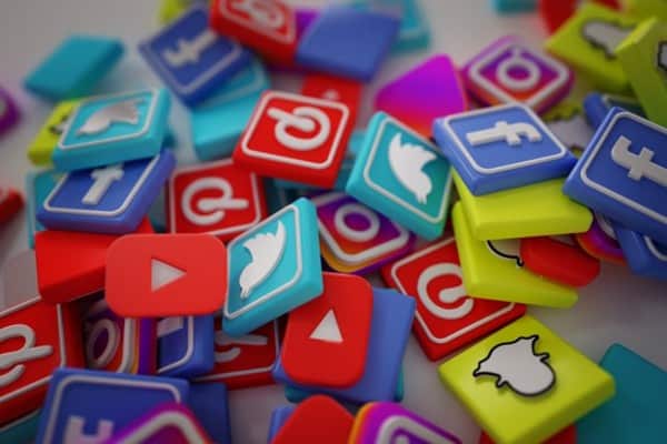 Entenda como divulgar as promoções da sua marca na internet
