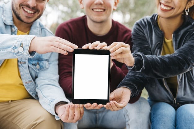 Contrate uma agência para gerir as redes sociais da sua empresa Fonte: freepik.