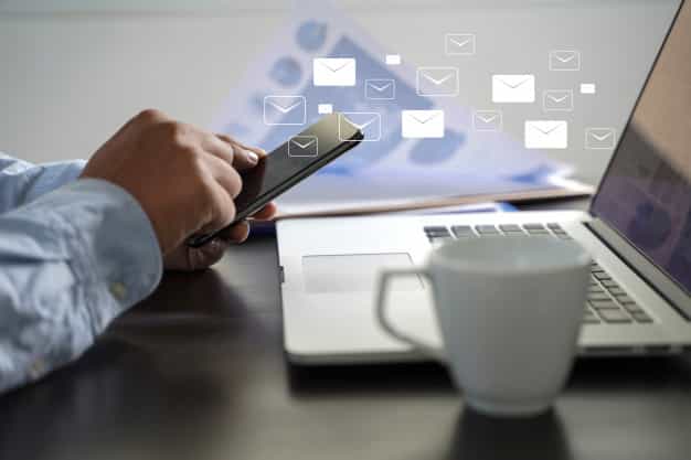 E-mails transacionais são e-mails que são enviados automaticamente assim que o cliente realiza uma determinada ação