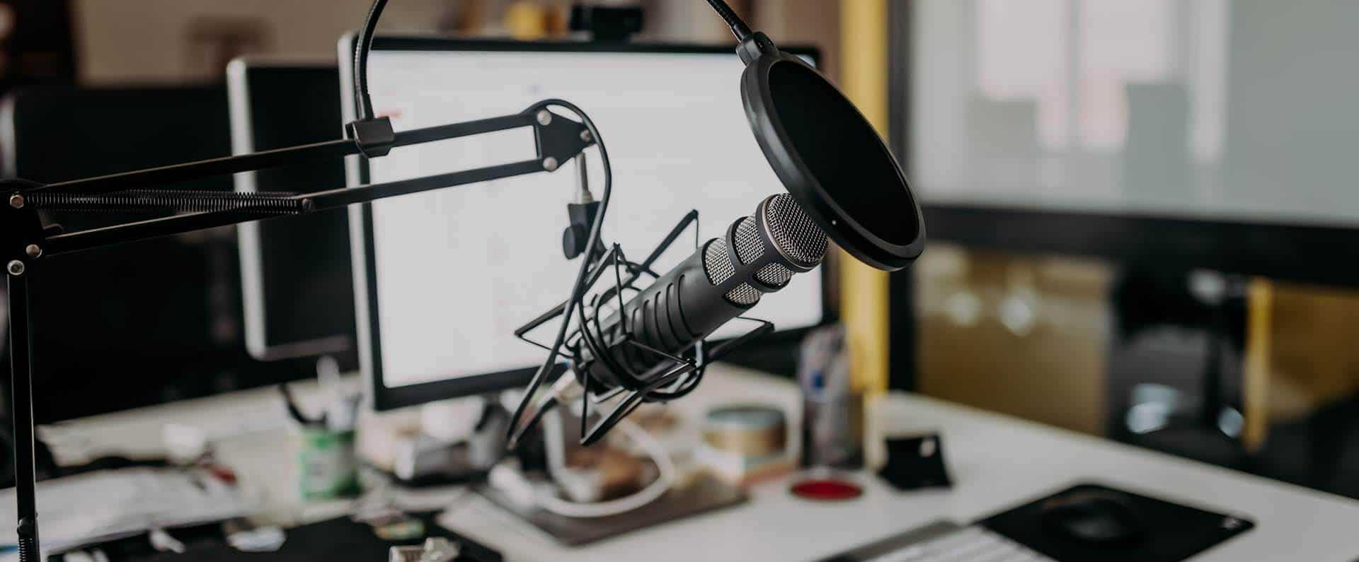 Compre os equipamentos certos para gravar um podcast